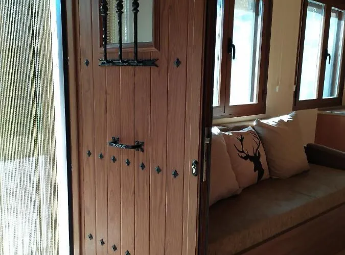 En Fanlo Y Valle シャレー